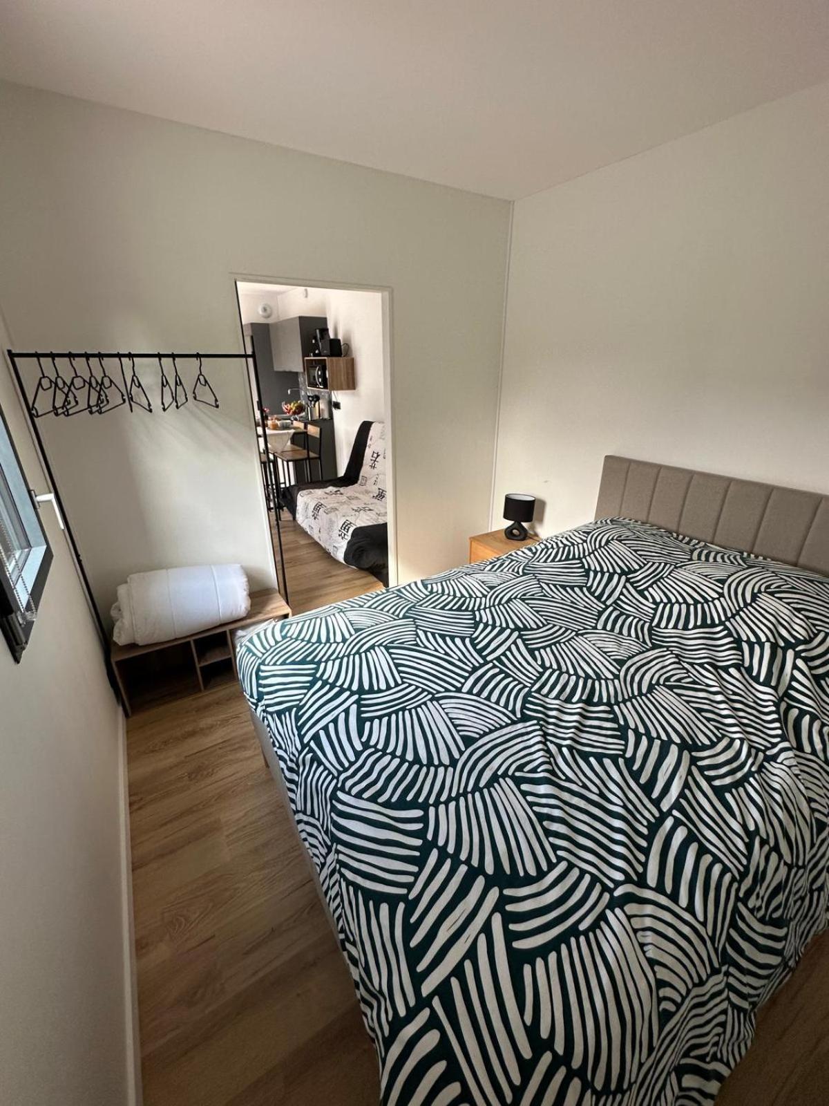 Velennes  Cottage Bungalow Le St Vel' מראה חיצוני תמונה