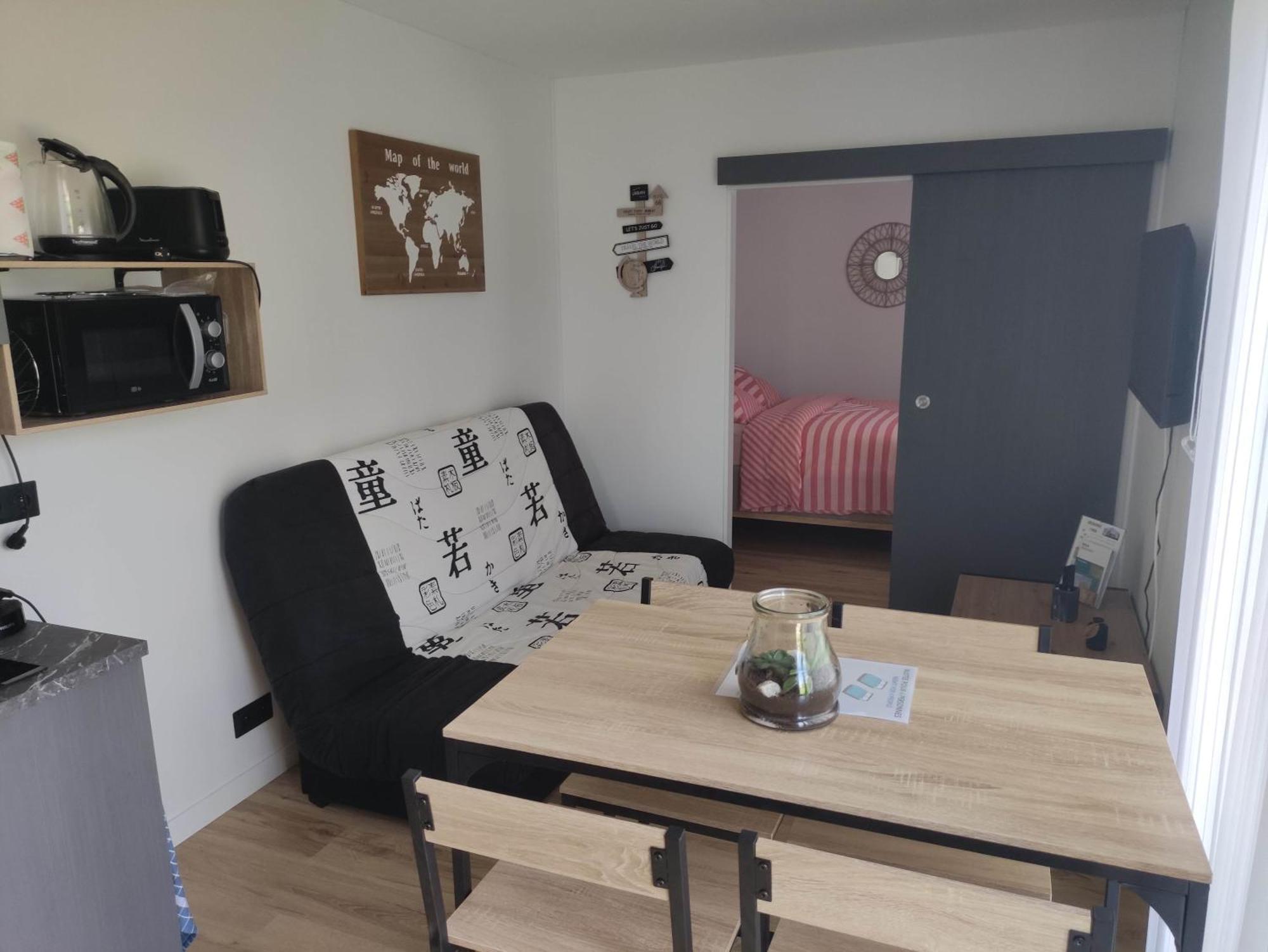Velennes  Cottage Bungalow Le St Vel' מראה חיצוני תמונה